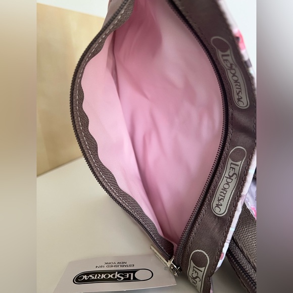 Lesportsac small weekender powder room - Picture 3 of 9